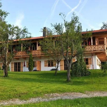 Linde Modern Retreat Alpstuga Bad Wiessee